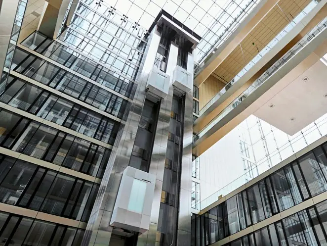 TWIN - Two cars in one